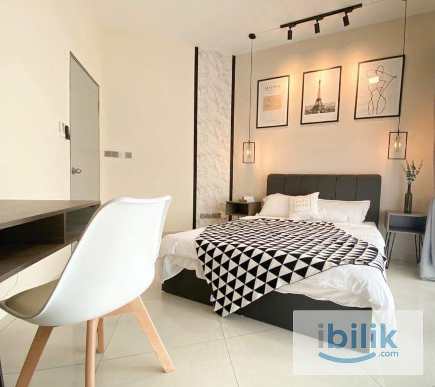 Female Clean Fully Furnished Masterbedroom Sentul Point Suites KLCC Publika Solaris 1 Mont Kiara - Image 1