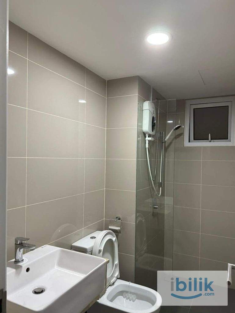 Premium Fully Furnished Female Master Room Sentul Point Suites KLCC Setapak Mont Kiara Hartamas Solaris - Image 2