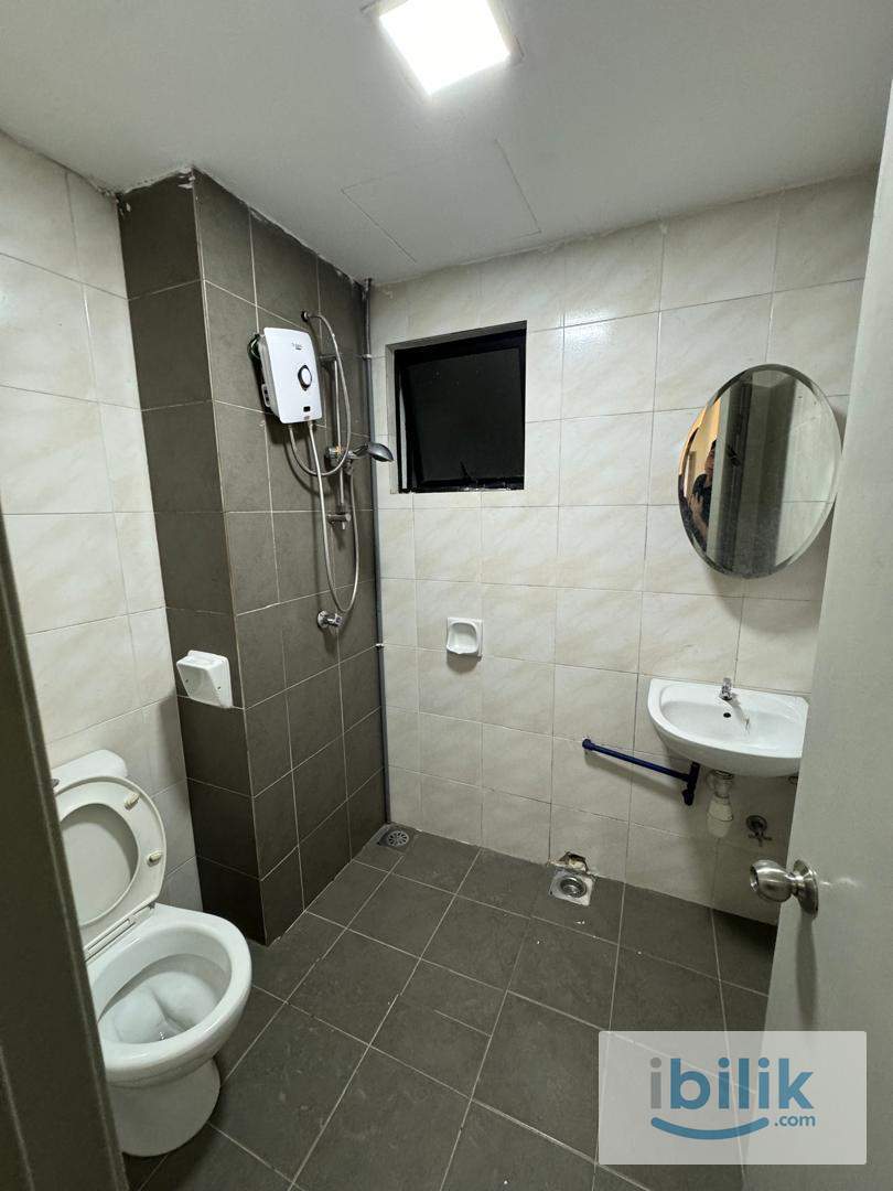 [3mins walk MRT Damansara Damai] Female Masterbedroom @ One Damansara Condo Available July Free Utilities Free Cleaning - Image 3