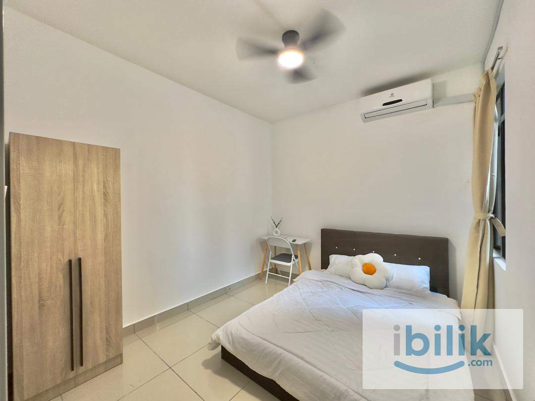 Middle Queenbedroom {3mins walk MRT} Female Damansara Damai One Damansara Condo Muslim Friendly Ativo Plaza Bandar Utama - Image 1
