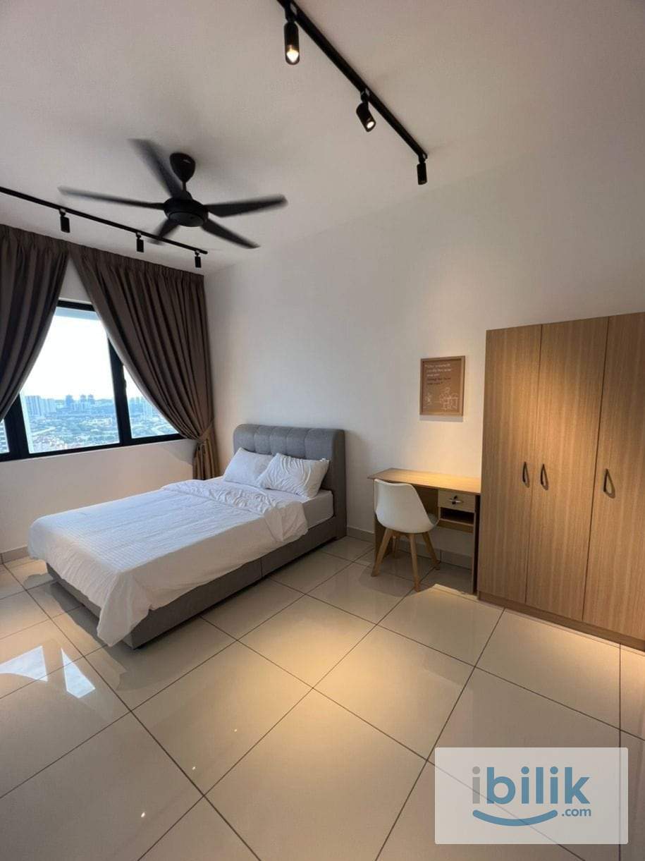 Last Female Unit Master Room Fully Furnished Just Bring Luggage Sentul Point Suites  - Image 1