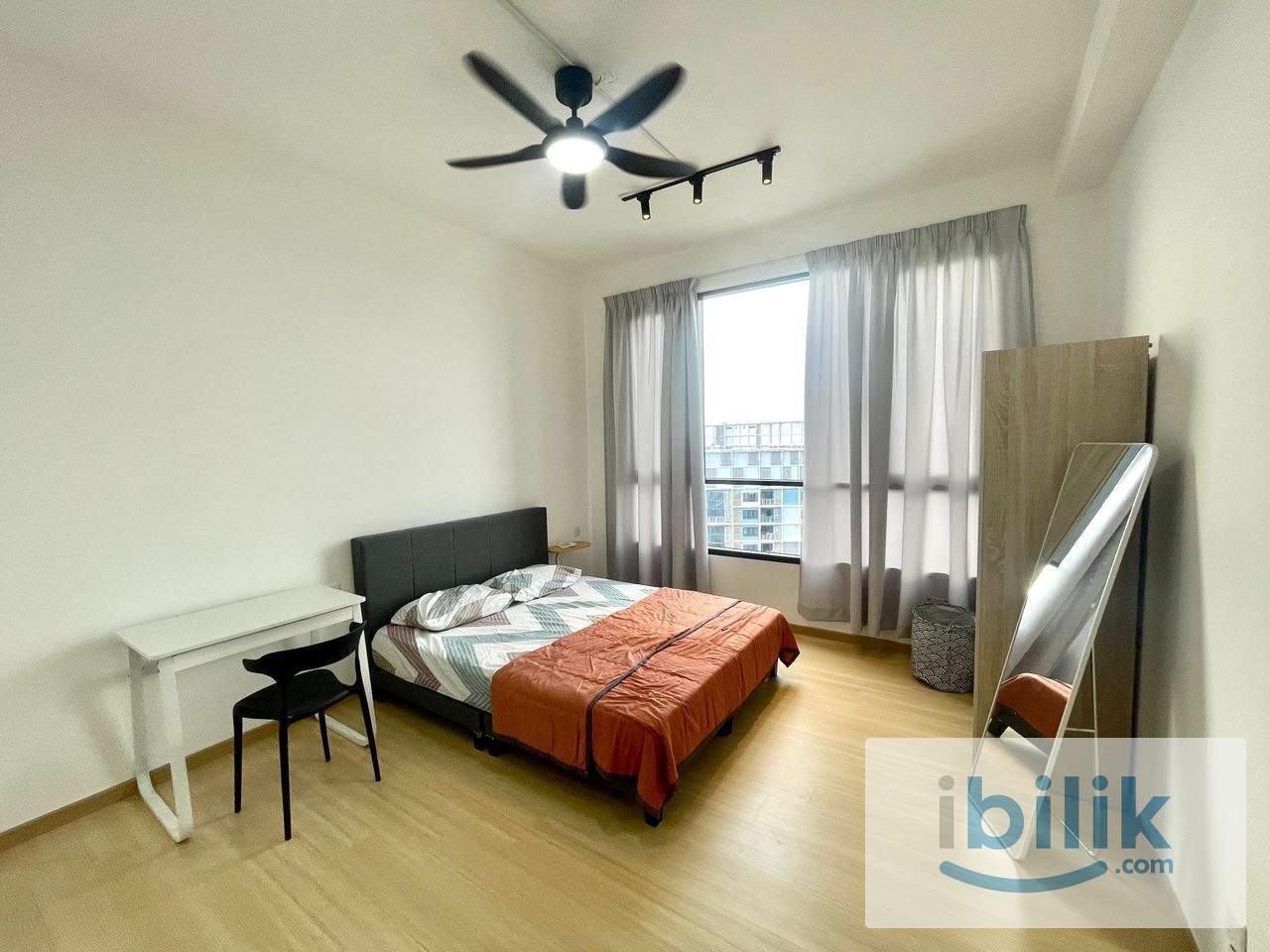 BeCentral2 Master Queen @ i-City Mall @ Female Unit @ Condo for Rent @ Smart Lock - Image 1