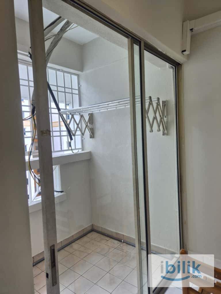 ⭐️PELANGI DAMANSARA FEMALE ROOM⭐️ Cozy | Clean | Walk to MRT Mutiara Damansara & IKEA! - Image 2