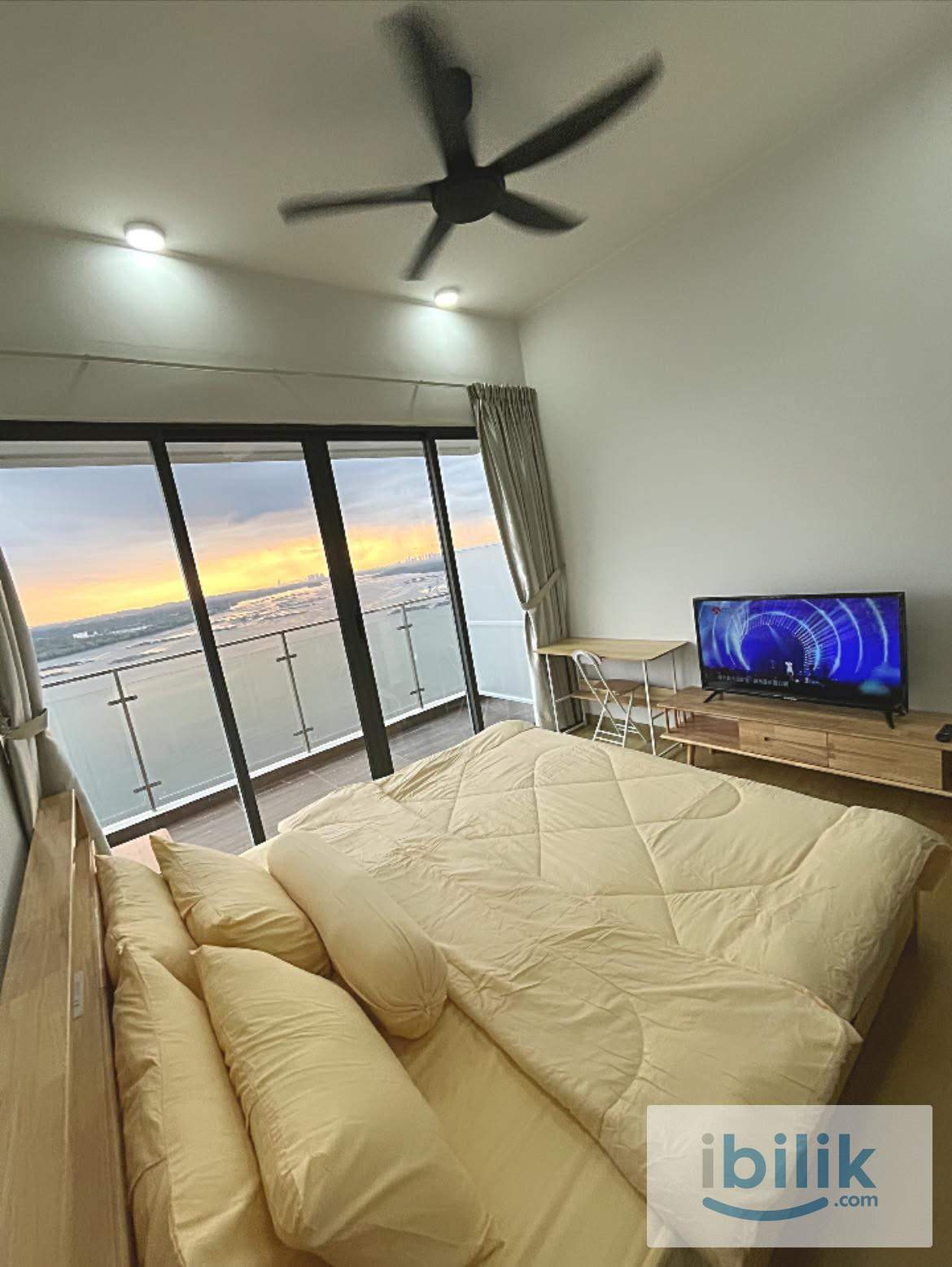 Danga Bay Full Seaview Master room with Balcony for Rent - Image 1