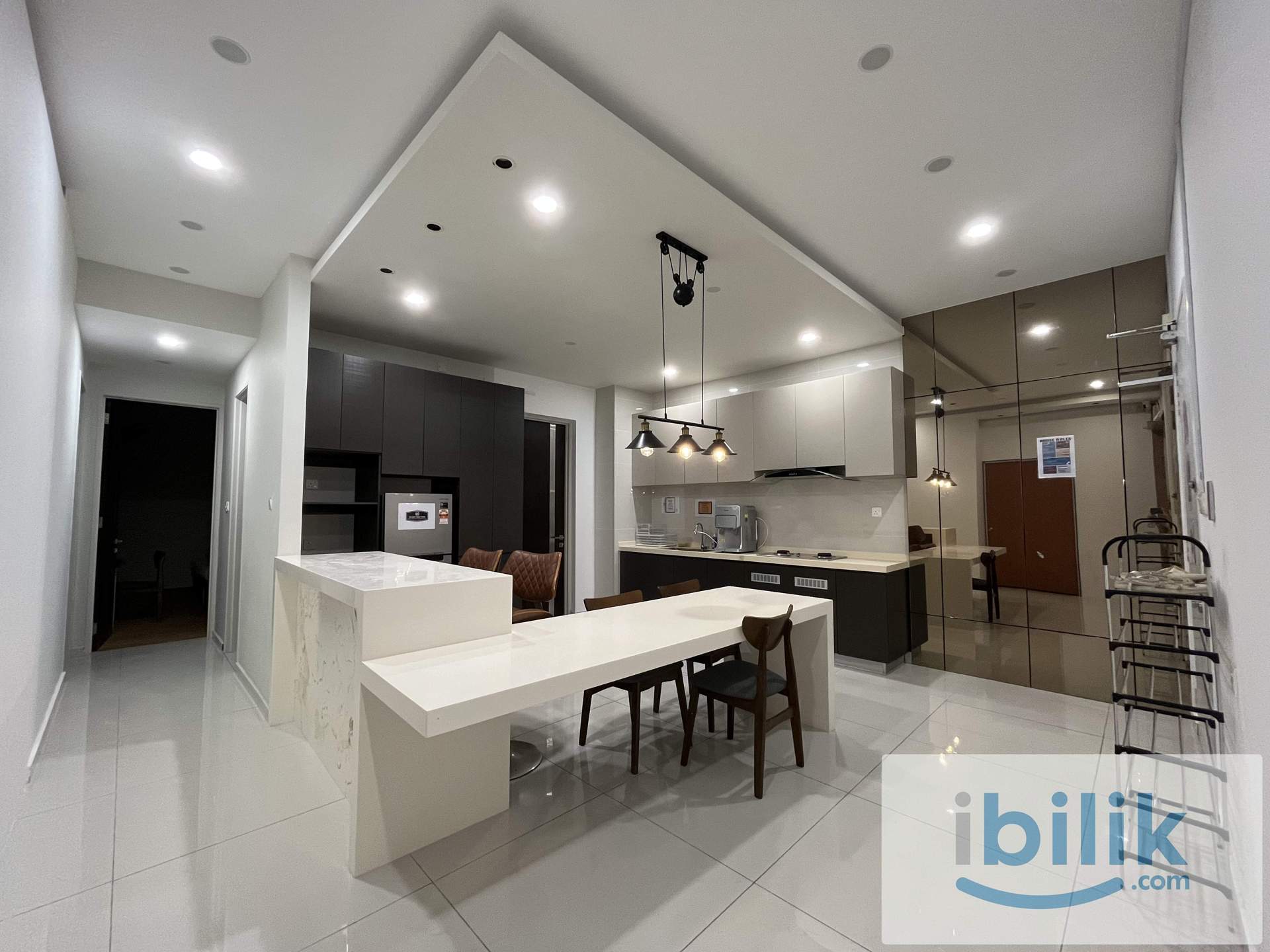 Danga Bay Sub Master Room with private bathroom  - Image 5