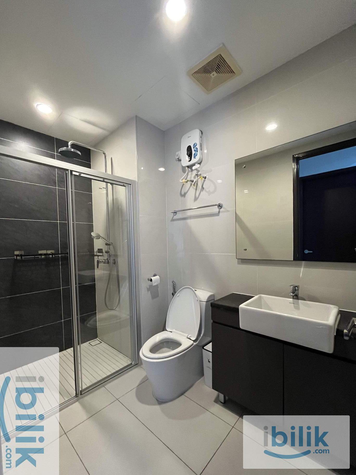 Danga Bay Single Room with big air cooler for Rent - Image 4
