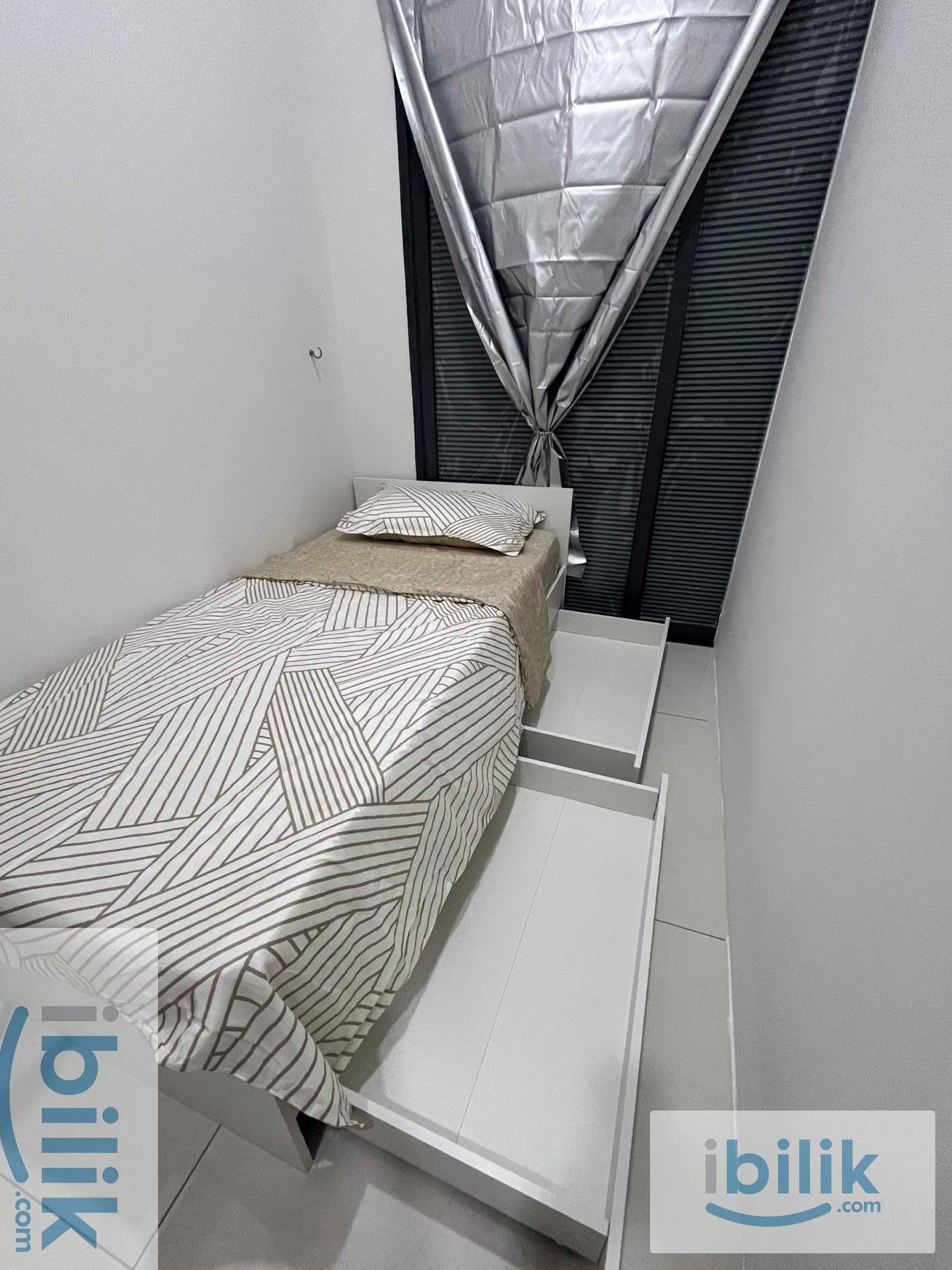 Danga Bay Single Room with big air cooler for Rent - Image 2