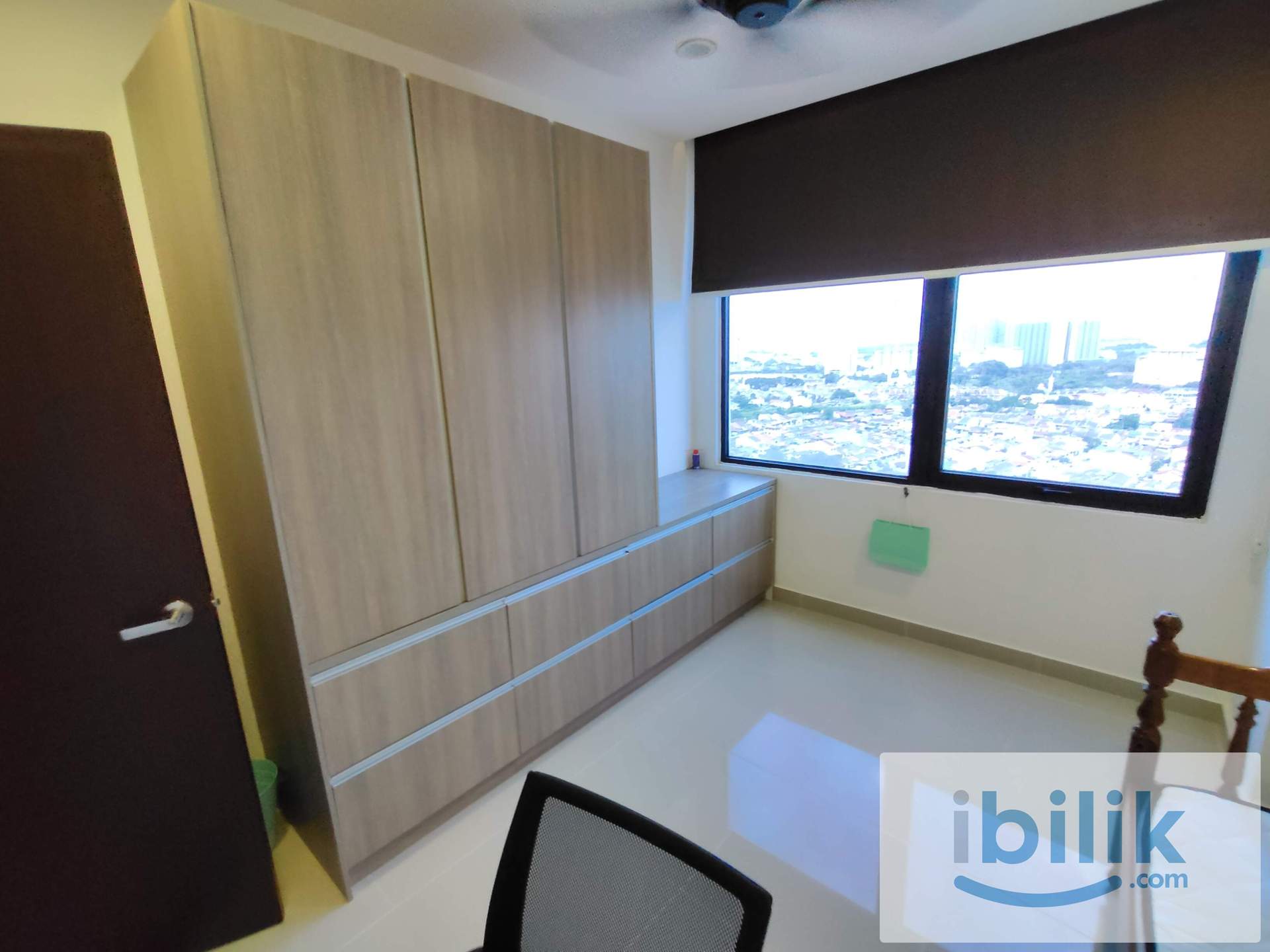 Middle room - Image 2
