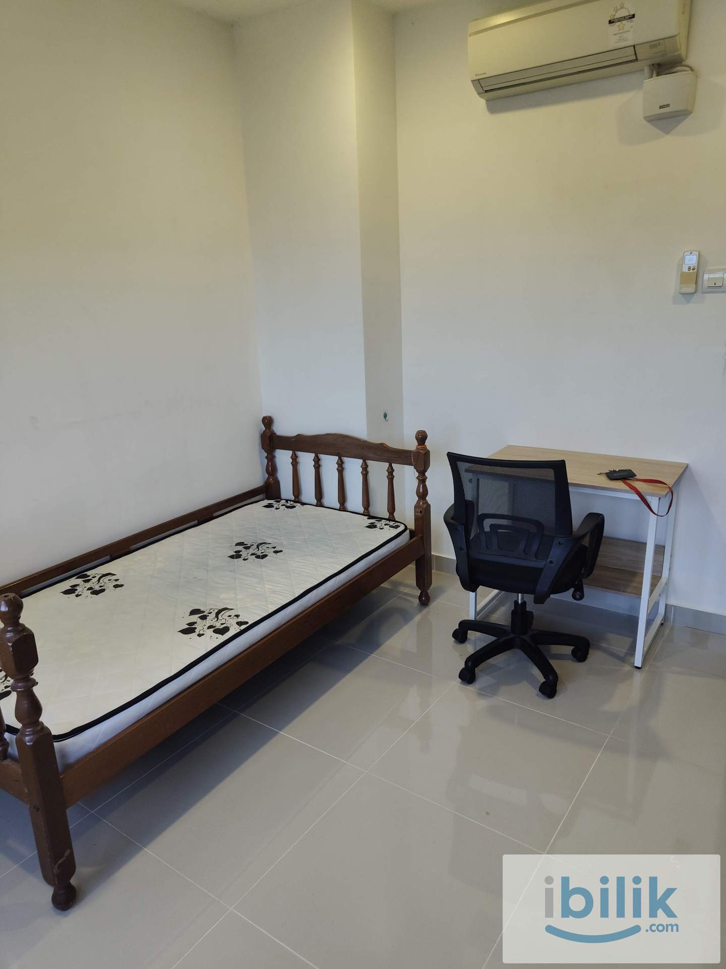 Cozy renovated full furnished - Image 1