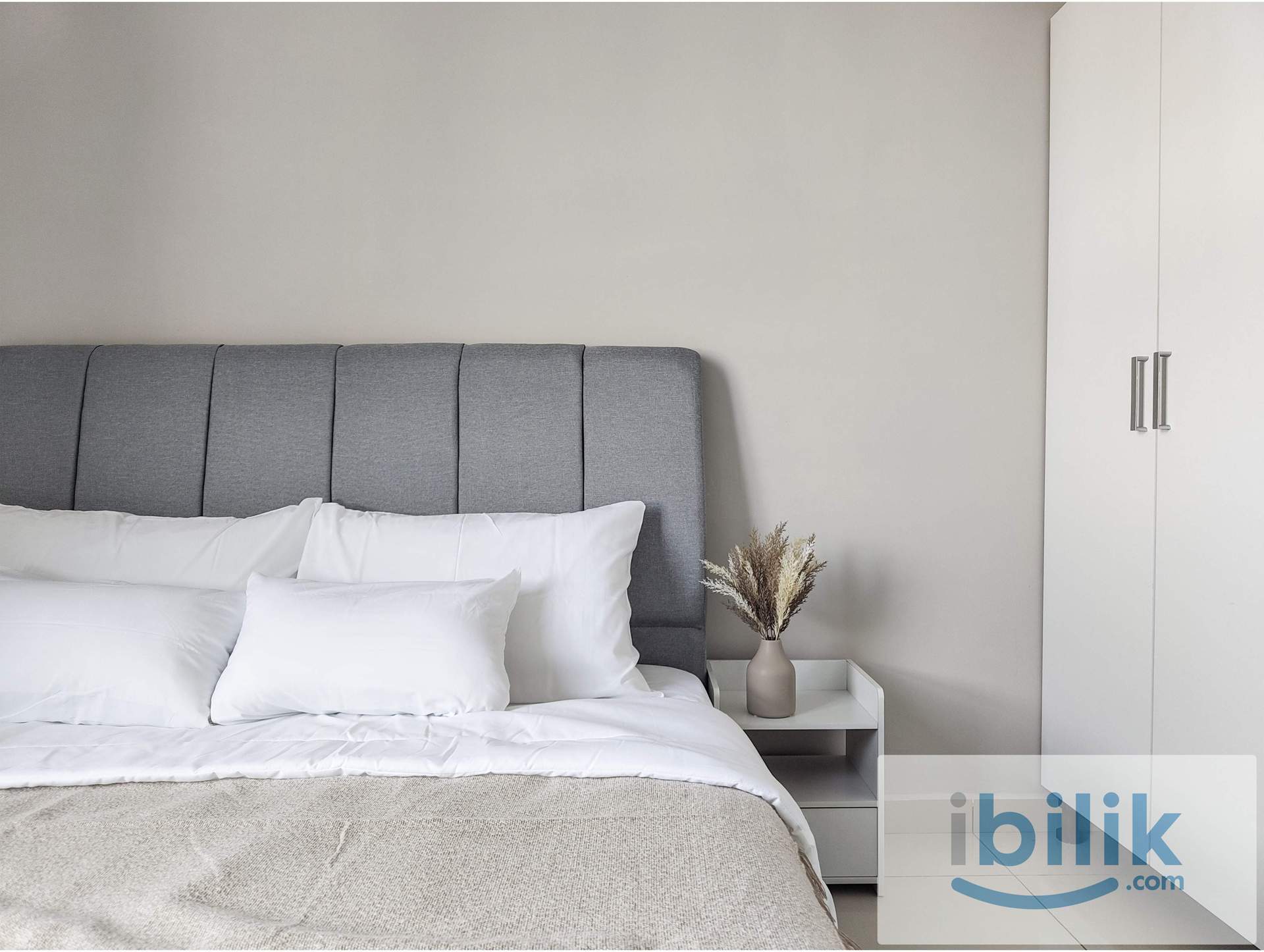 Cozy Middle Room For Rent (Carpark Available)  - Image 3