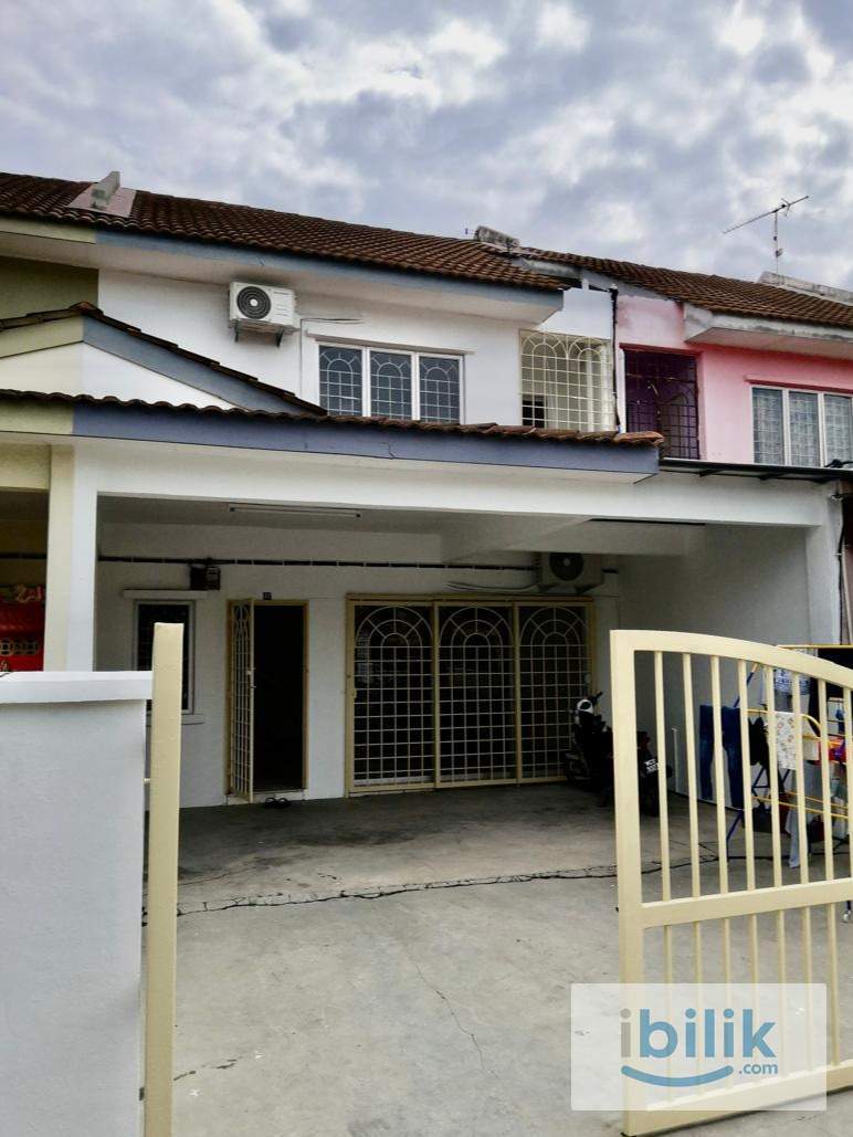 Single Room at Batu Berendam, Melaka - Image 1