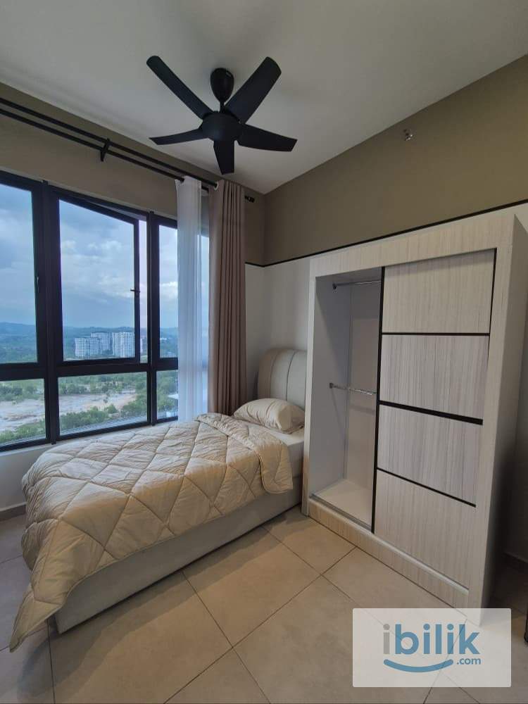 Female Premium Single Room - MetaCity - Image 2