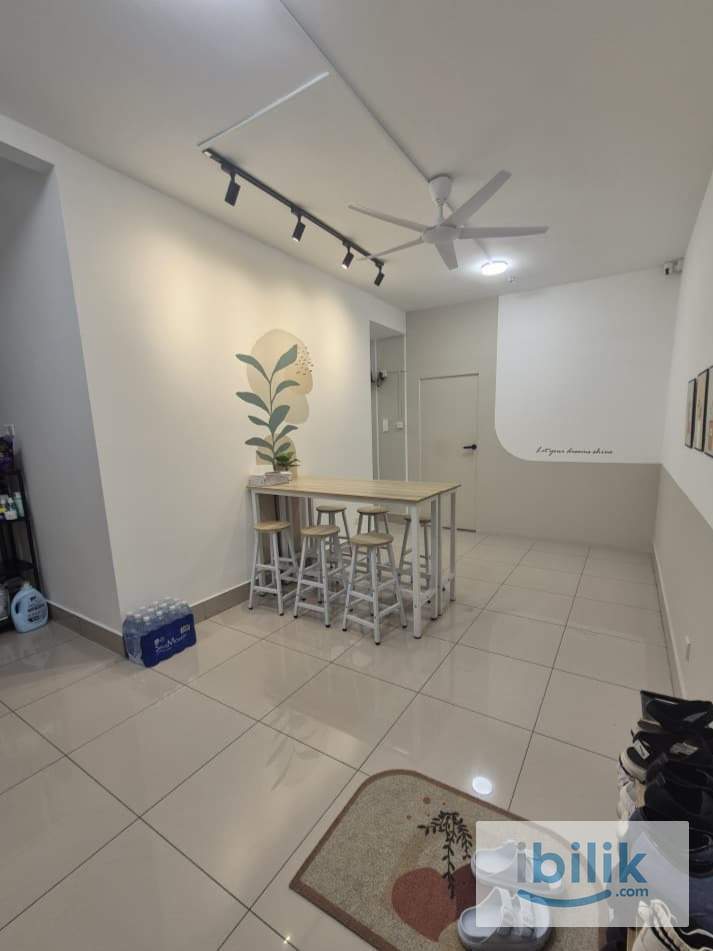 Balcony Room to Rent (Female) - Image 2