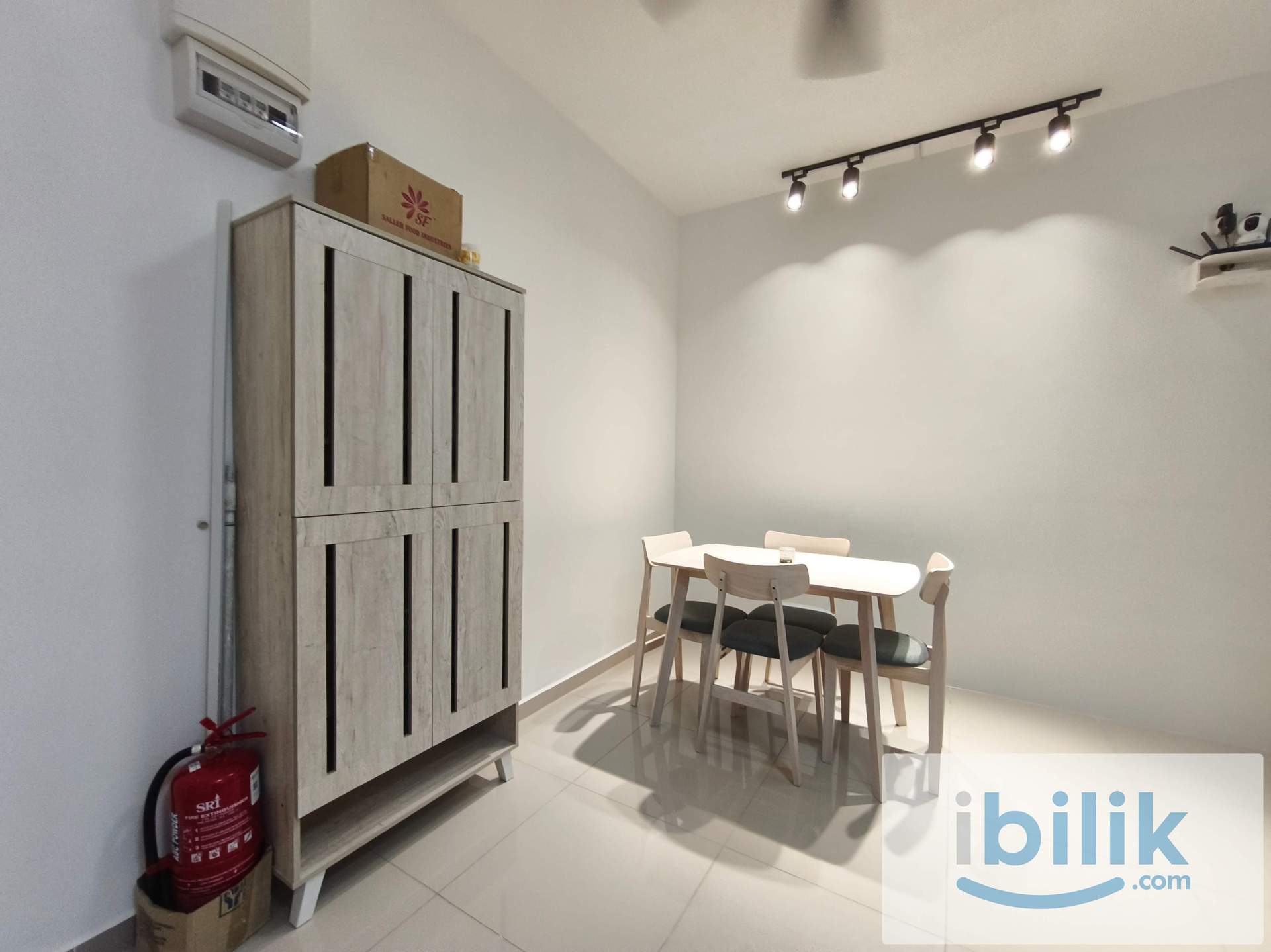 METRO CHERAS MEDIUM ROOM | CLEAN ROOM WITH WASHER DRYER NEAR MRT STATION  - Image 6