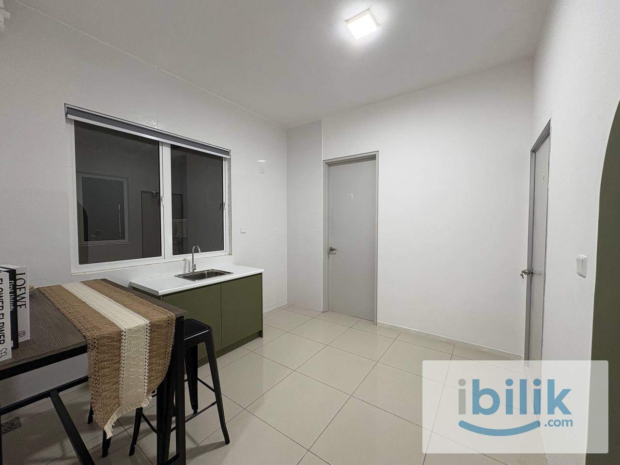 Nadayu 801 – Variety Master Room to Rent - Image 7
