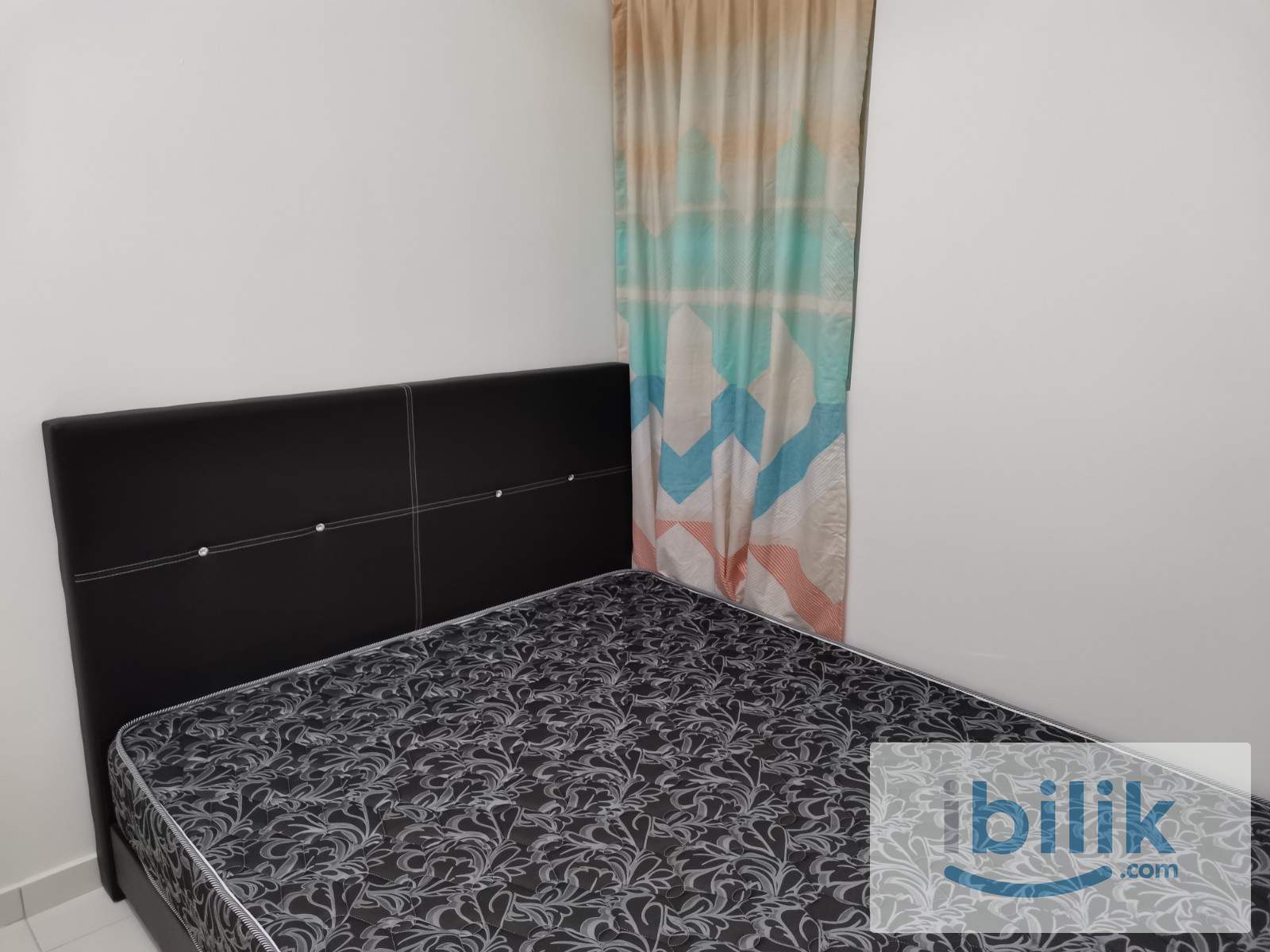 i-Santorini Aircond Furnished Middle Room share toilet included utilities female only - Image 3