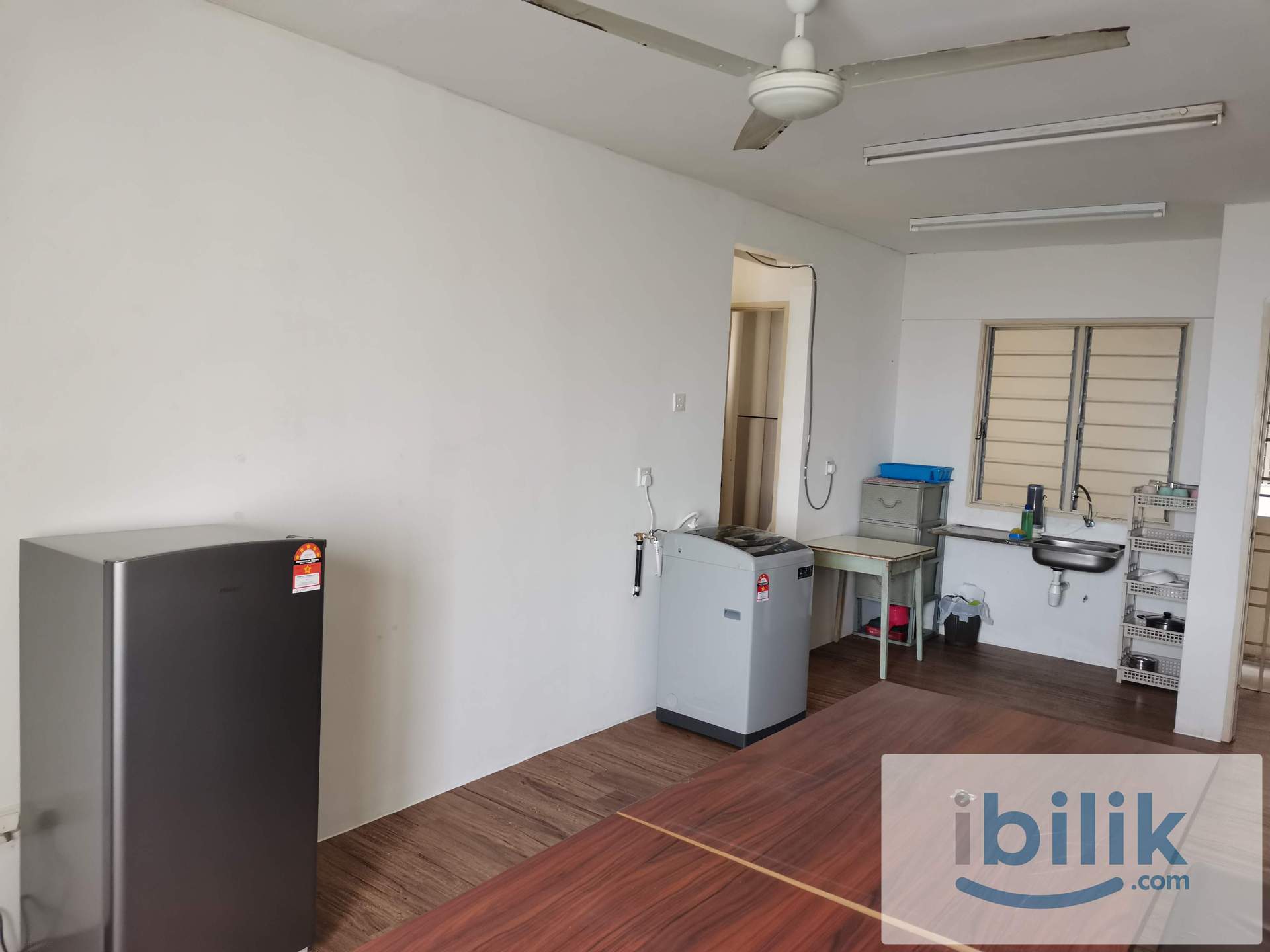 Desa Pinang 2 Middle Room with aircond & included Utilities - Image 6