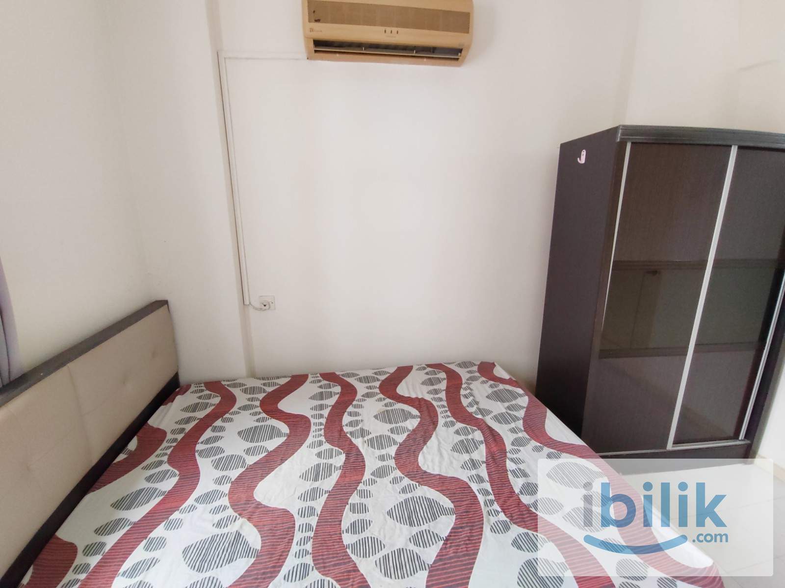 Villa Emas Aircond Middle Room included utilities - Image 3
