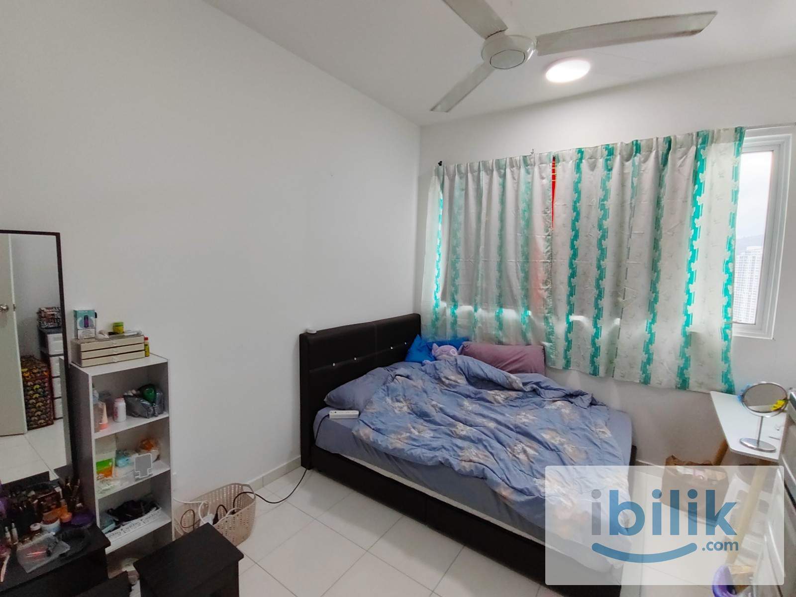 i-Santorini Aircond Fully Furnished Master Room included utilities - Image 1