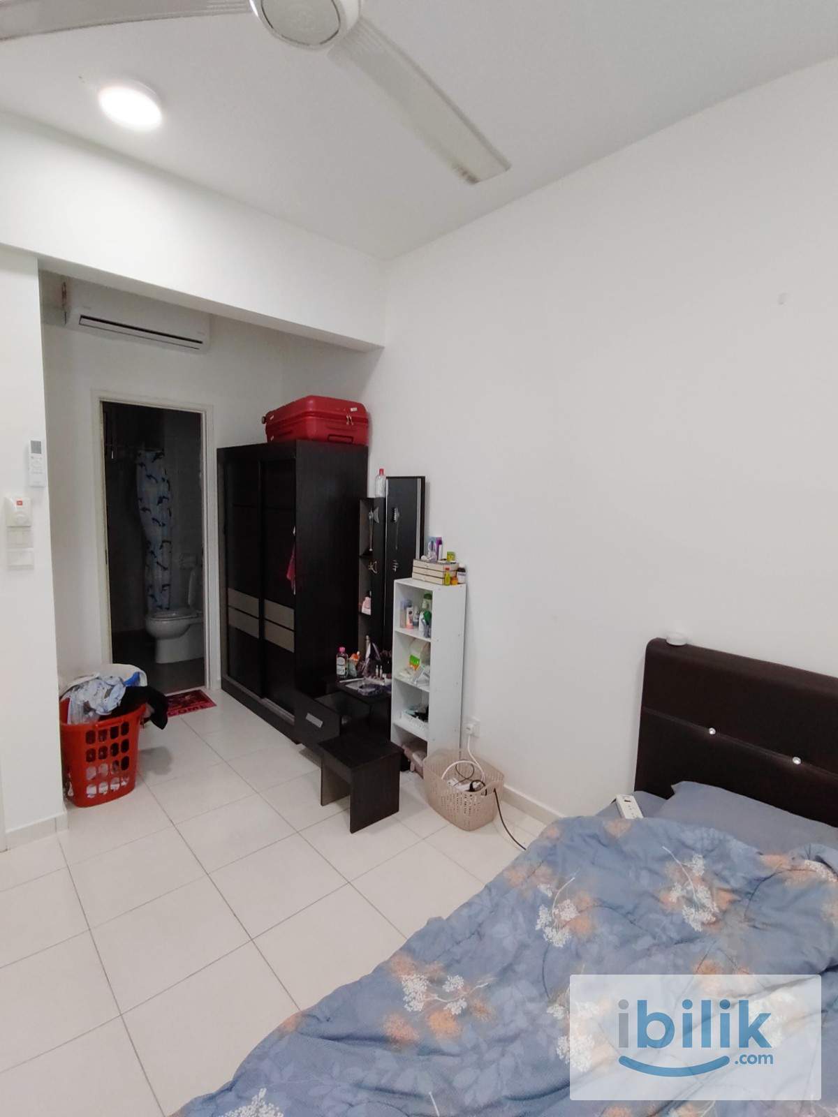 i-Santorini Aircond Fully Furnished Master Room included utilities - Image 3