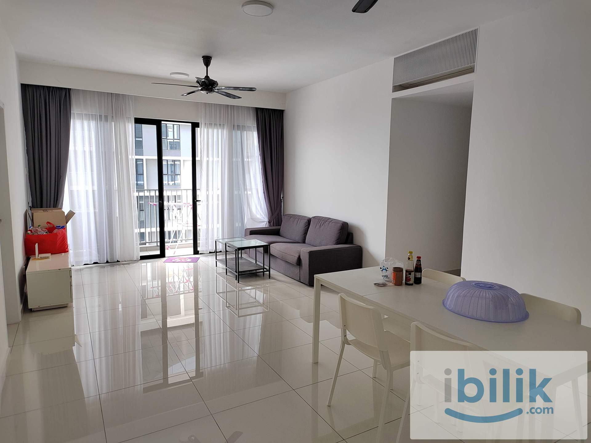 Vertu Resort Condo middle room include utilities female only  - Image 4