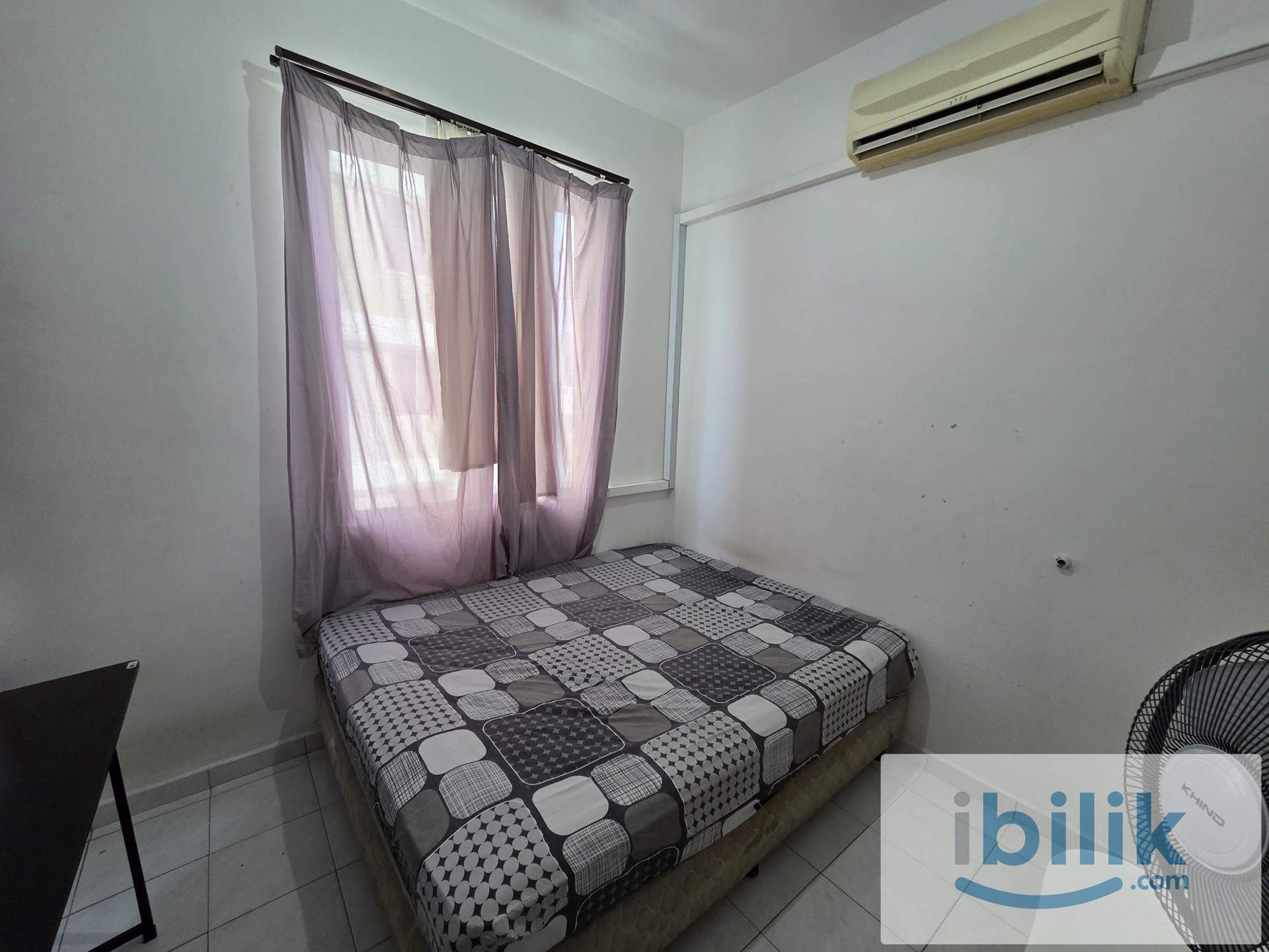Npark Furnished Middle room Share bathroom included utilities - Image 3