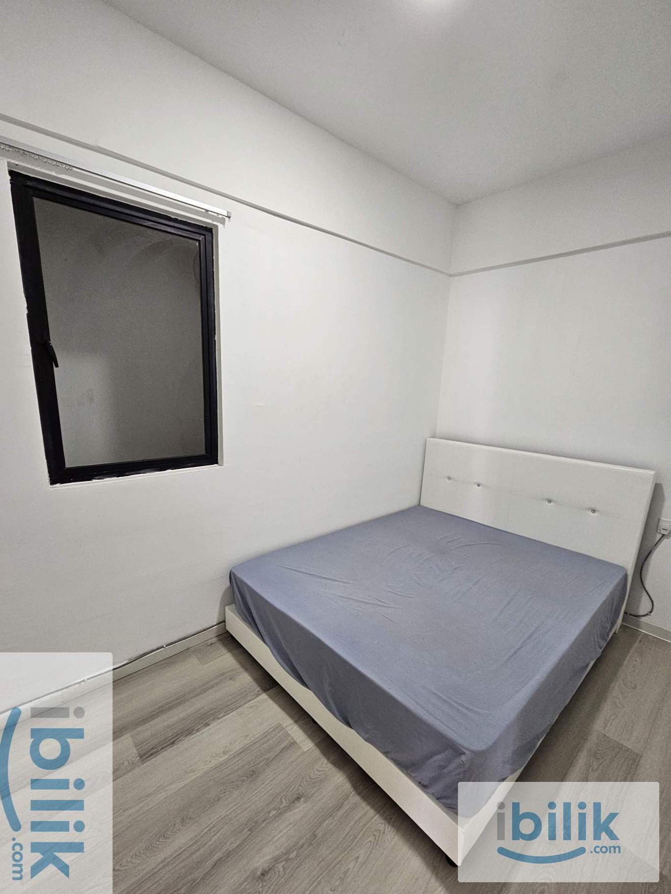 Tri Pinnacle aircond Middle room included utilities shared bathroom - Image 1