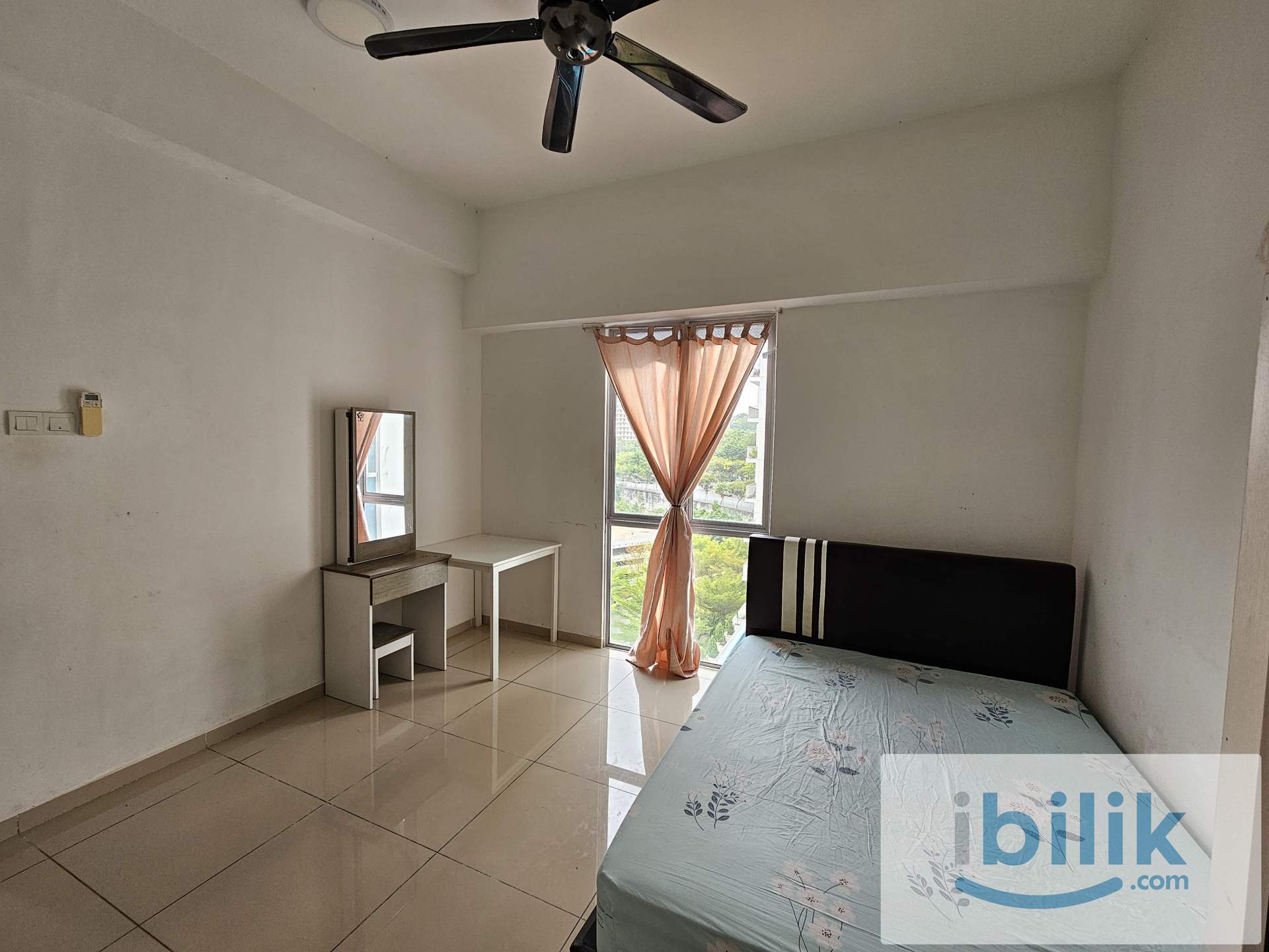 Platinum 3 Furnished Aircond Middle room include utilities - Image 3