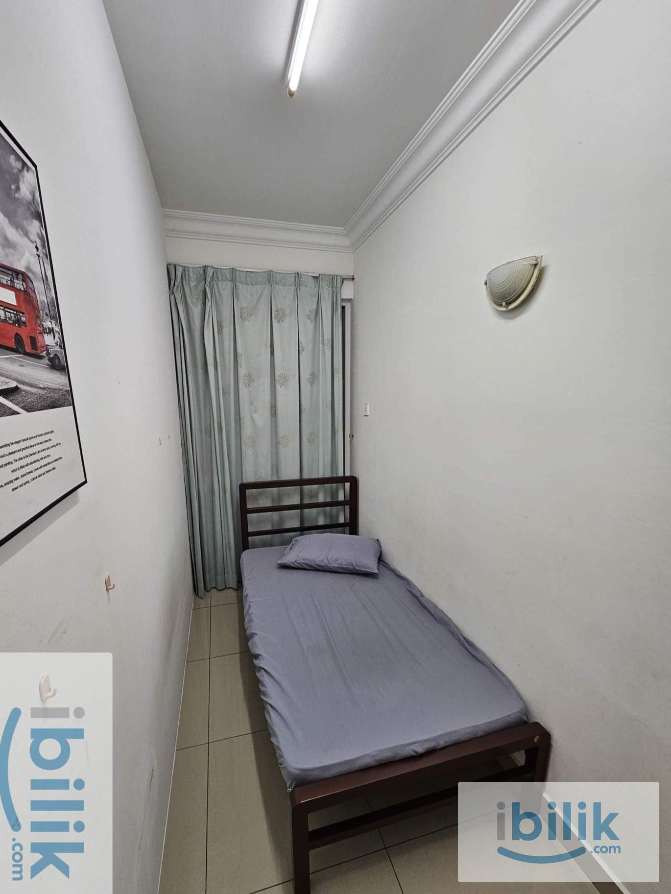 Gurney Park aircond furnish single room included utilities - Image 1