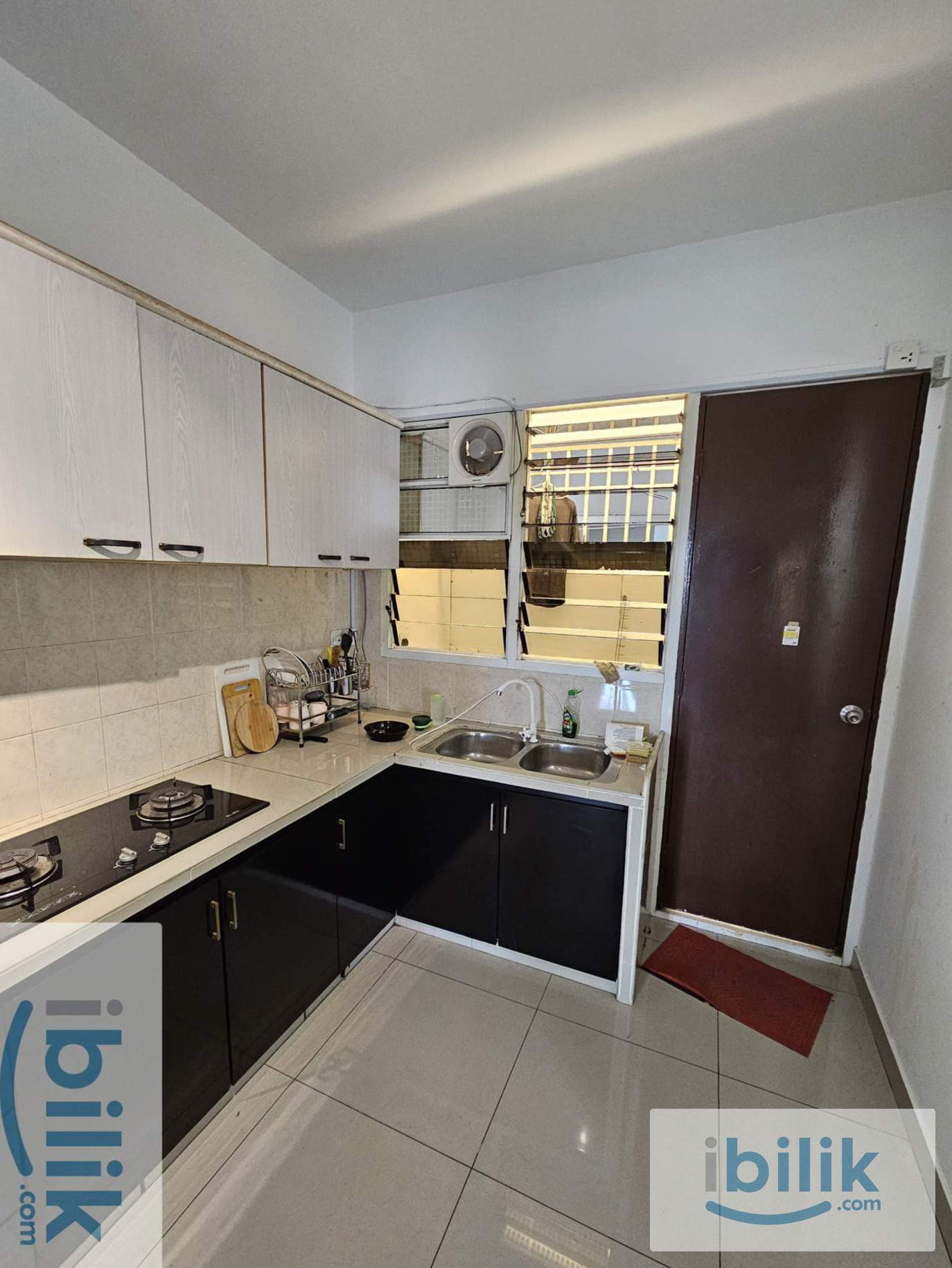 Gurney Park aircond furnish single room included utilities - Image 6