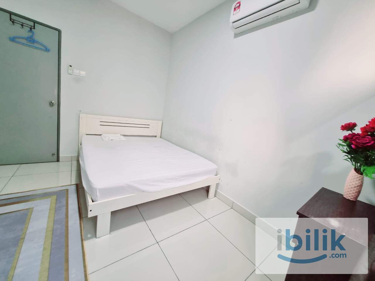 MASTER BEDROOM WITH 50% off VERY LIMITED OFFER - Image 2