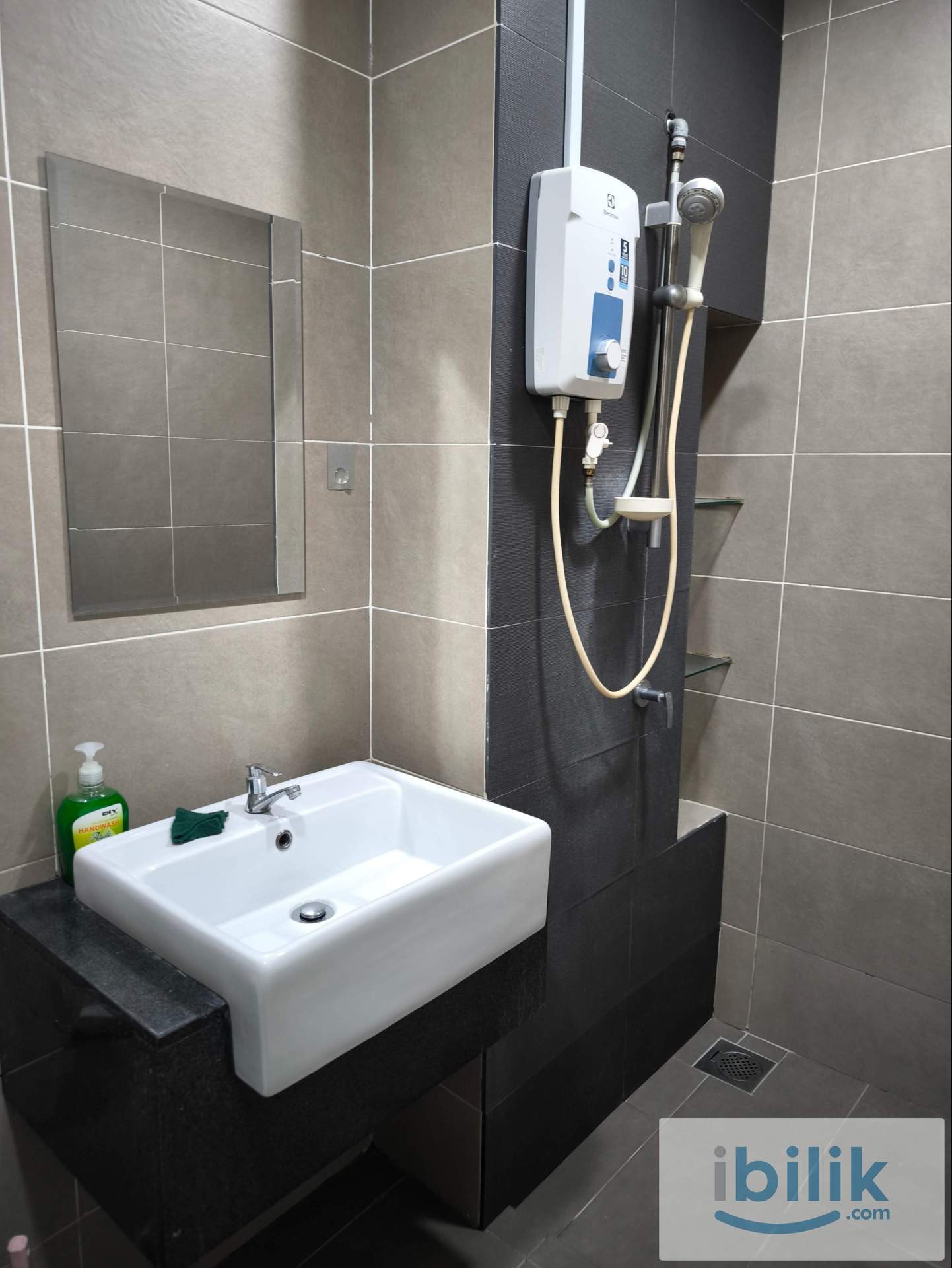 You Residence Just Renovated Walk 5 Min Tmn suntex MRT - Image 5