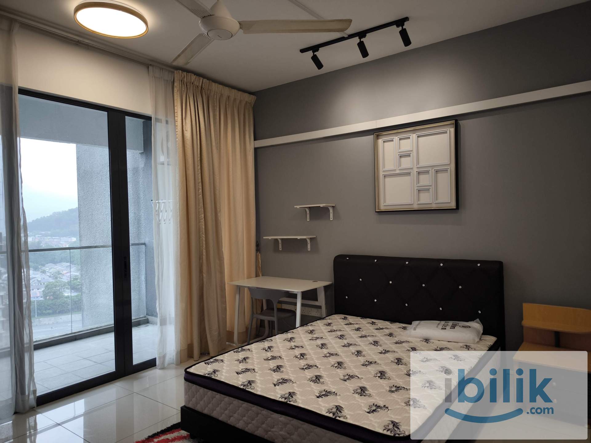 Balcony Room You Residence Just Renovated Walk 5 Min Tmn suntex MRT  - Image 3