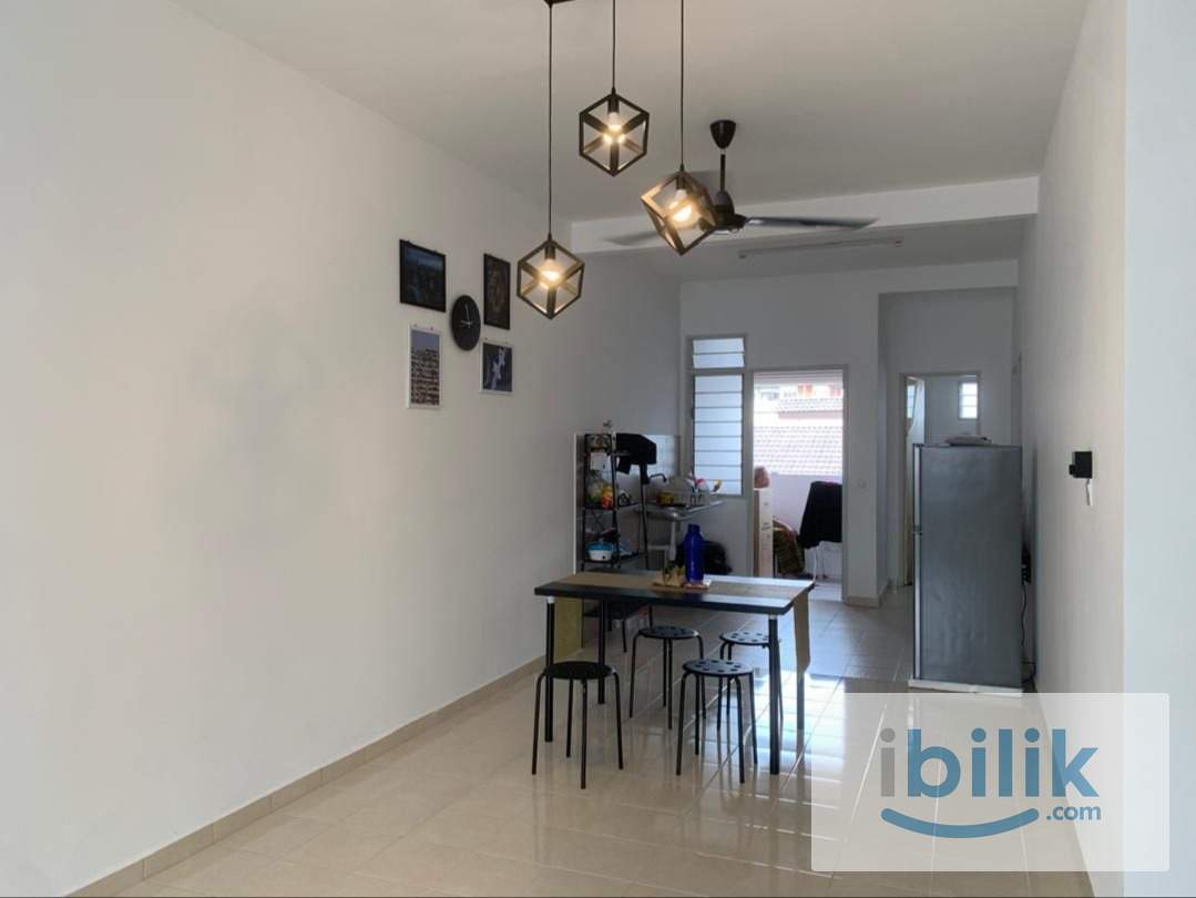 Bilik 3 - Rumah Pangsa Kenanga Tiga, Kampung Tujuh Tengkera, Melaka - Image 1