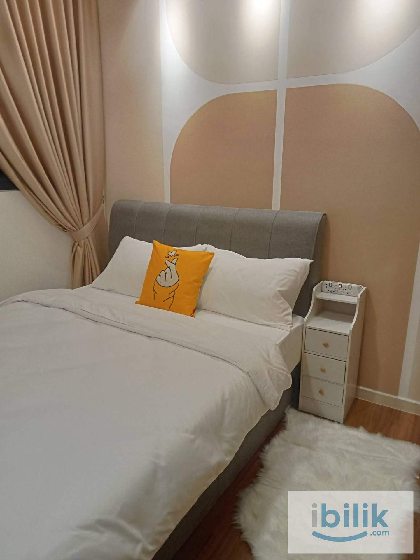 🏡 Clean & Cozy Co-Living Medium Room for Female 🚺 | Near to MRT/LRT Maluri | Fully Furnished - Image 2