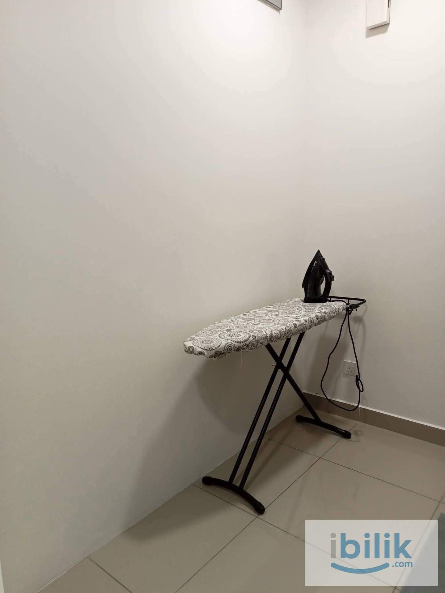 🏡 Clean & Cozy Co-Living Medium Room for Female 🚺 | Near to MRT/LRT Maluri | Fully Furnished - Image 8