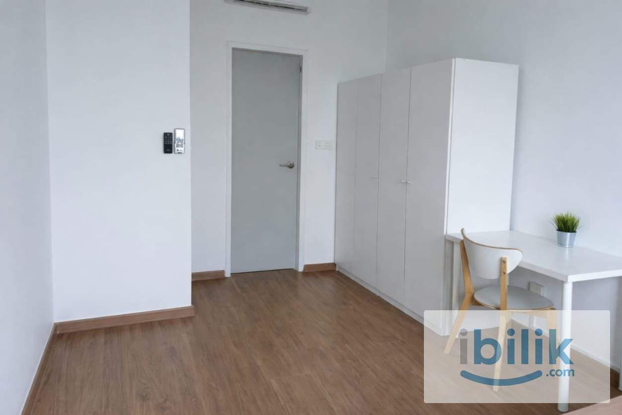 🔥🔥🔥 Cozy Master/Balcony Room for Rent at The Greens @ Subang West, Shah Alam 🌿 - Image 1