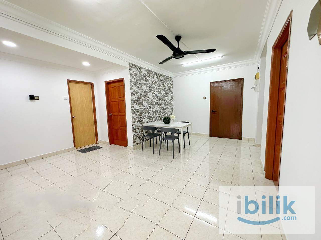 Palm spring Room for rent nearby MRT surian - Image 1