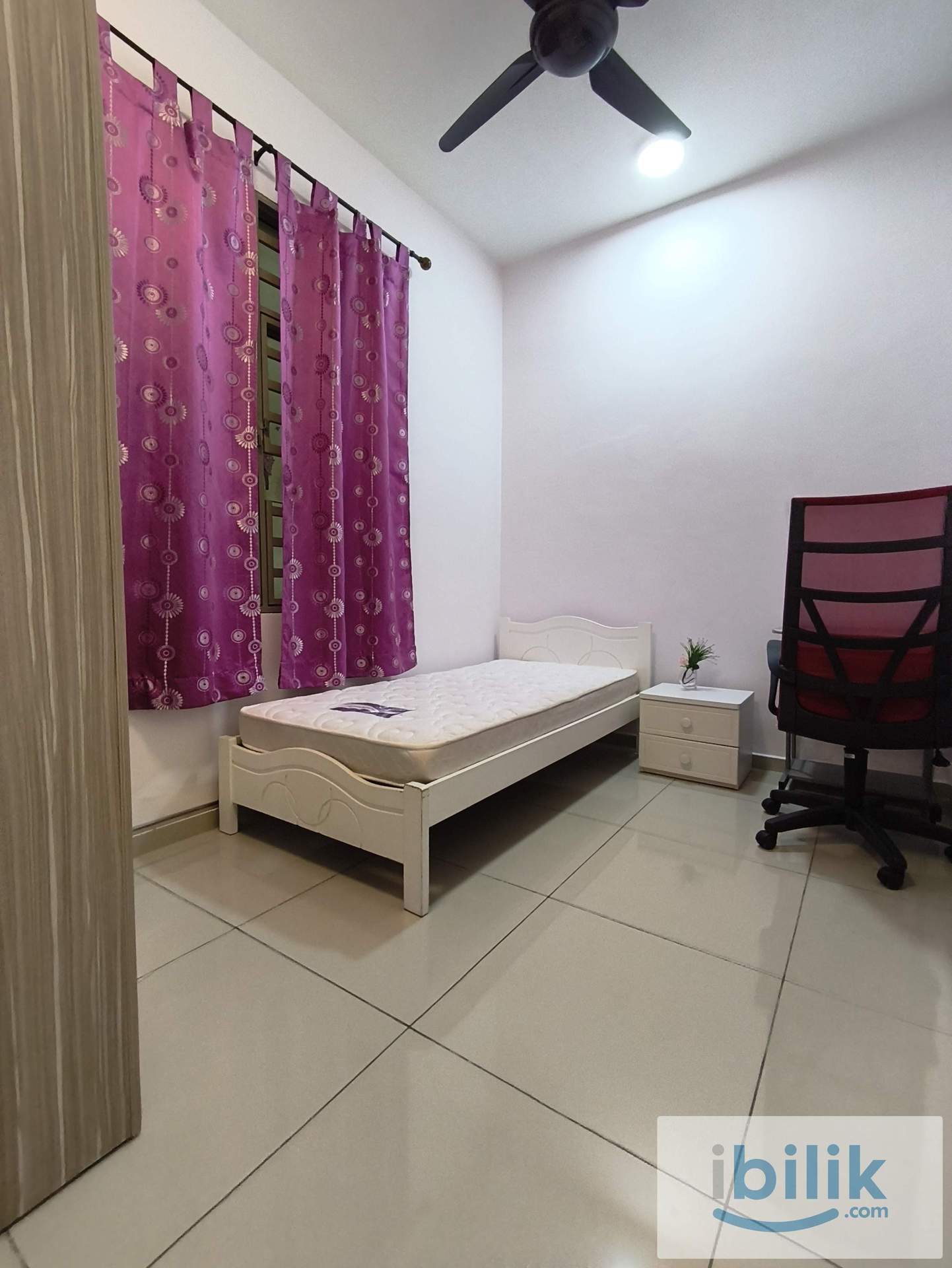 Female Middle room @ Bayan Lepas covered car park  - Image 1