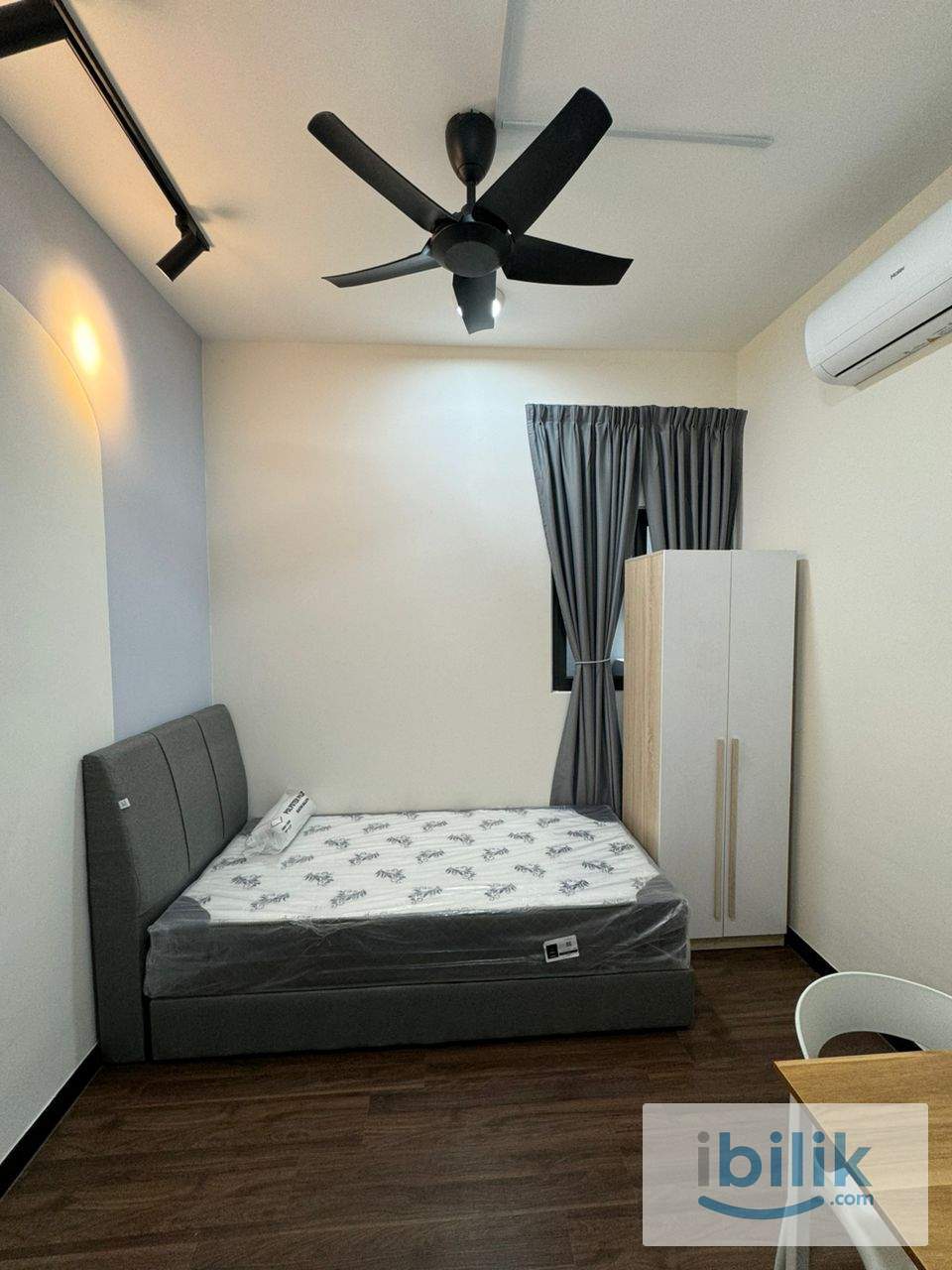 ‼️EMBAYU NEAR HELP UNI⭐️ Single Room Fully Furnished @ NEW 10” Mattress Aircond Wardrobe Table Chair - Image 1