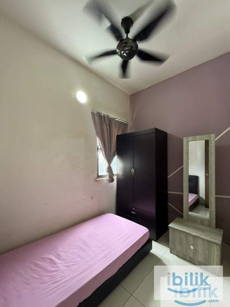 Co living room female unit mix race Seasons Garden Wangsa Maju - Image 1