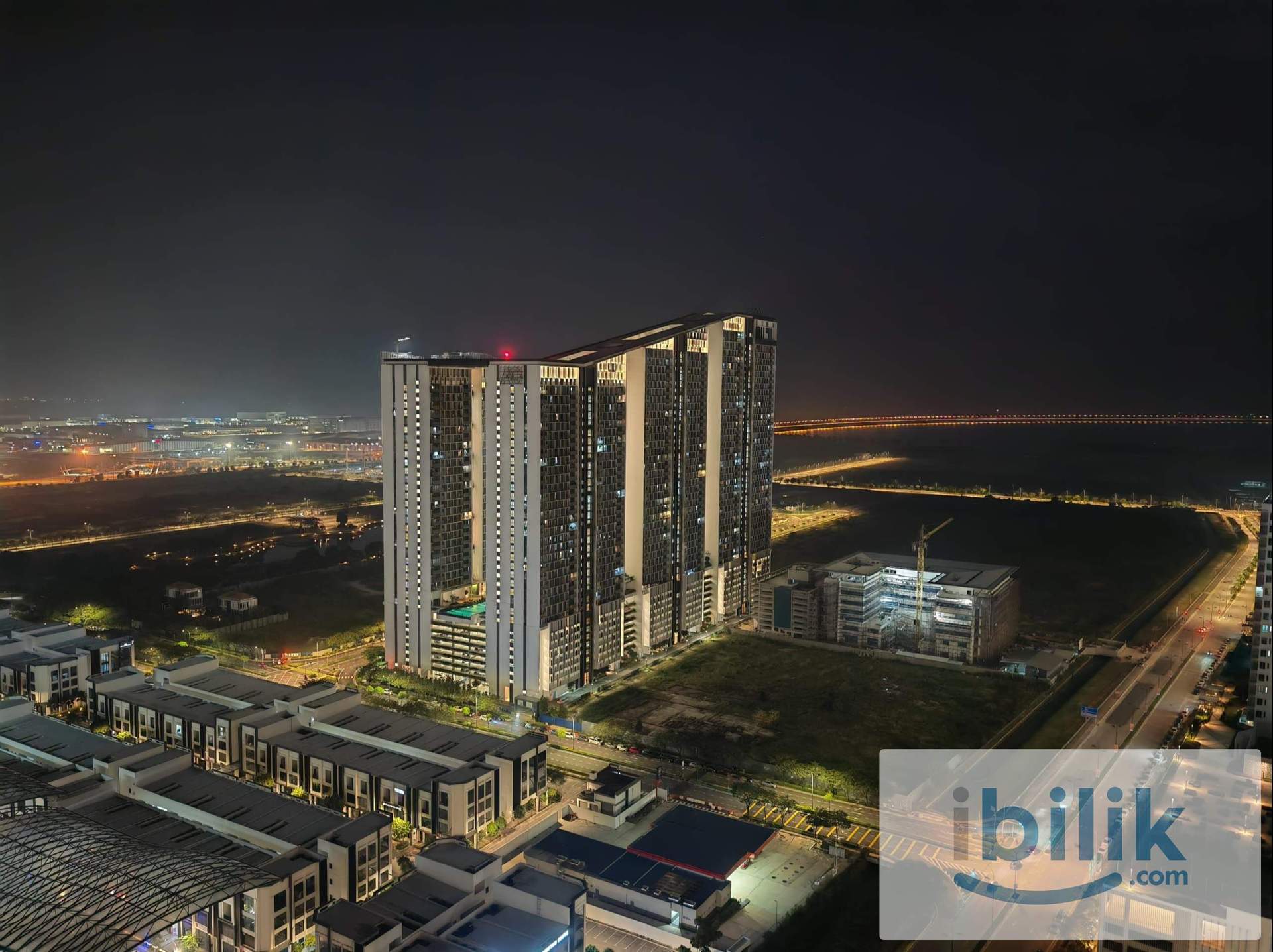 Sinaran Residence - Medium Room (Female Unit) - Image 8