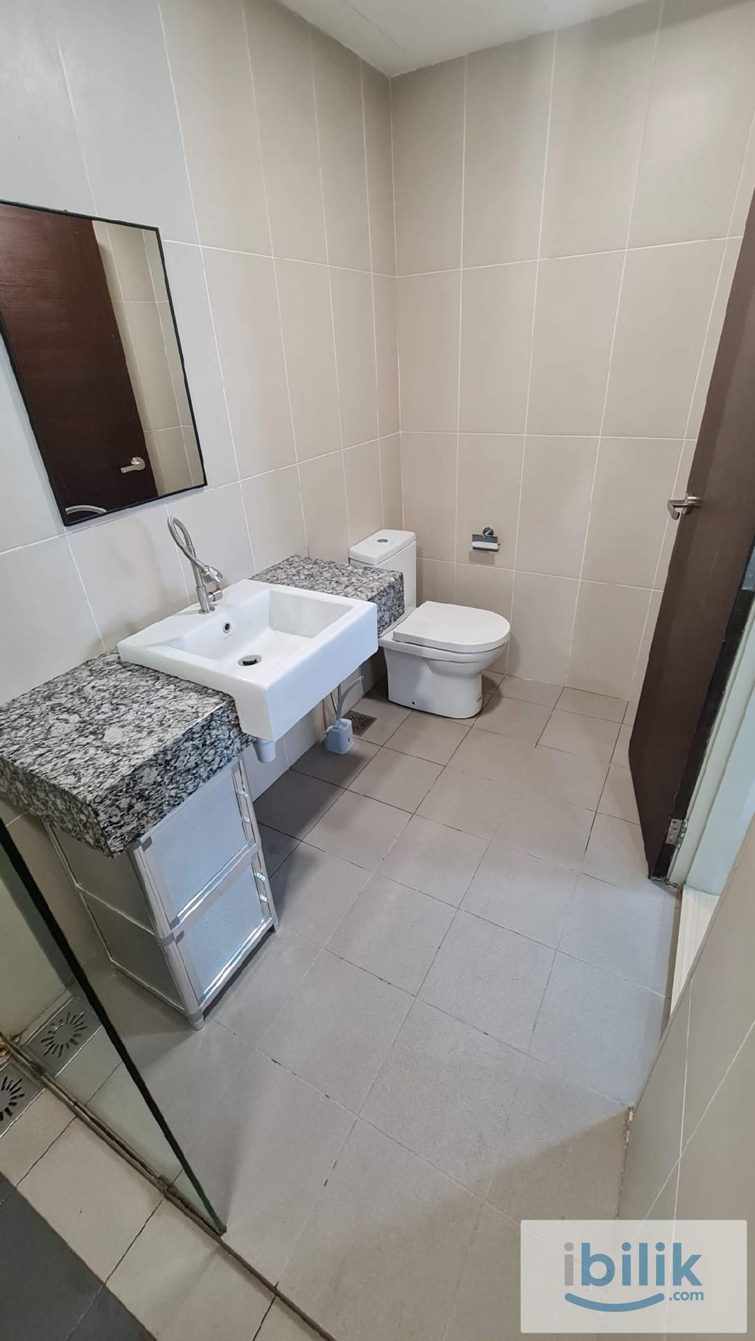 Master Room at Res 280, Selayang - Image 6