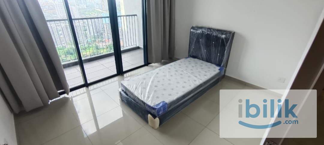 Balcony Room - Image 1