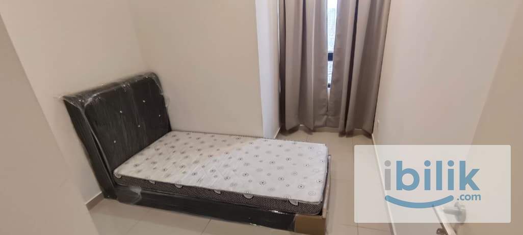 Medium Room - Image 1