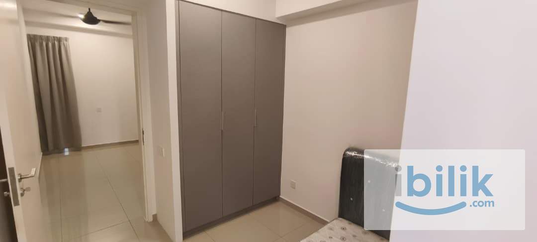 Medium Room - Image 2