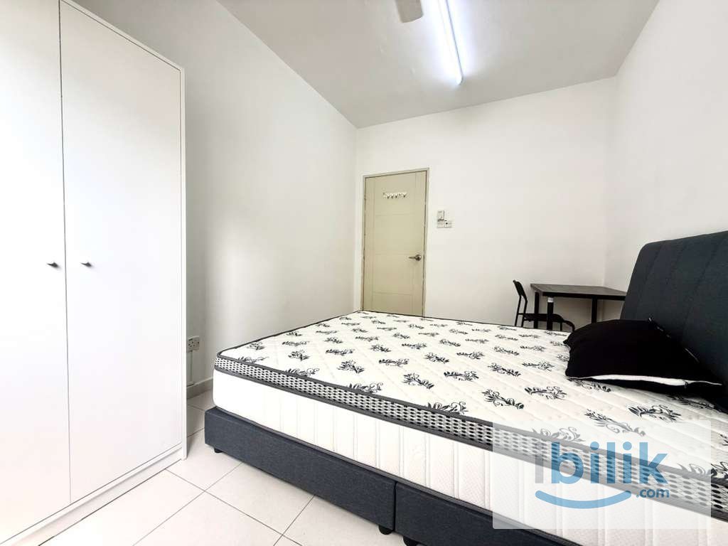Middle Room for rent at Idaman Selasih, Sungai Ara - Image 5
