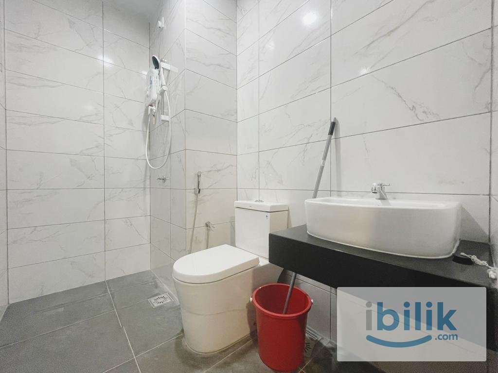 Single Room at Orange Regency Condominium, Butterworth - Image 5