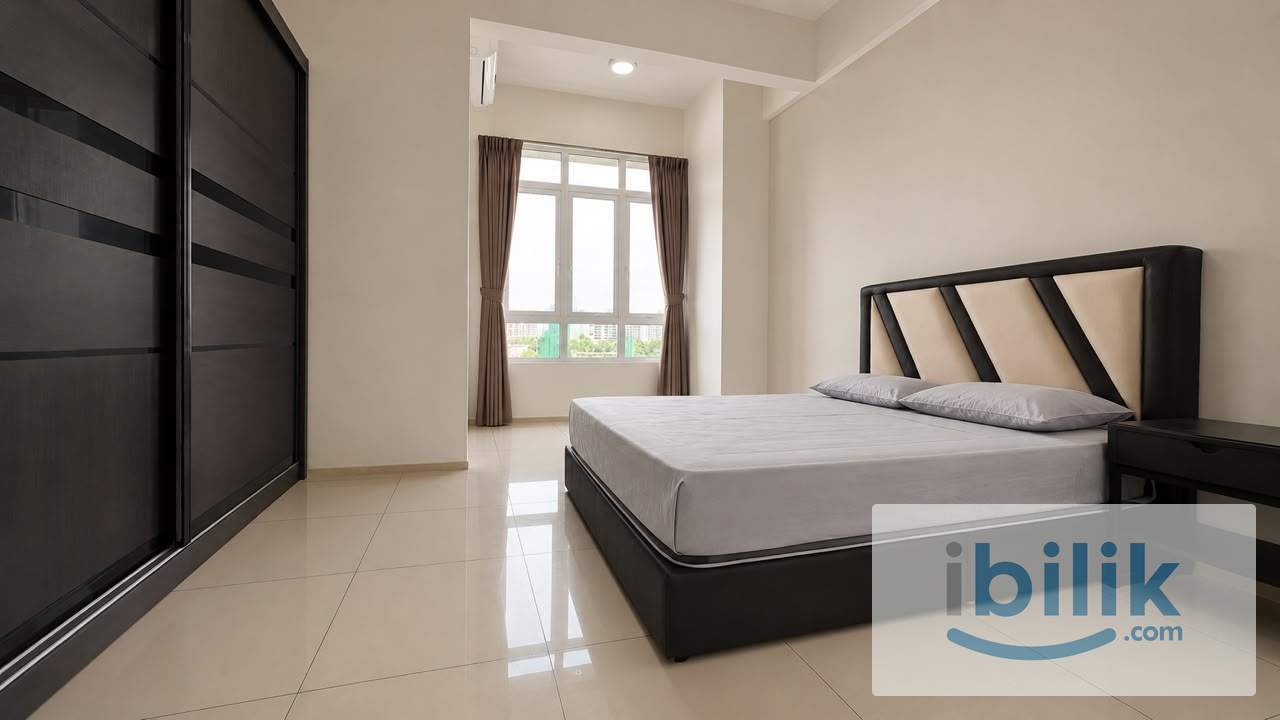 Clean Master Room For Rent @ Sierra East Condominium - Image 1