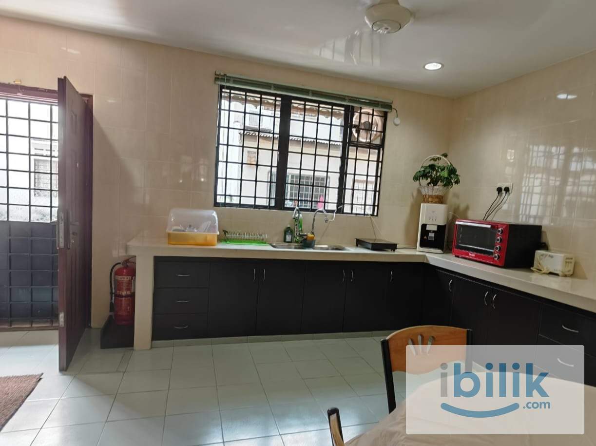 Room E - Image 7